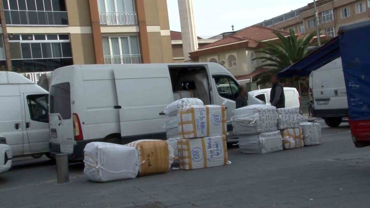 Güngören’de iddiaya göre kargosu çalınan bir esnaf 2 kargo çalışanını silahla vurdu
