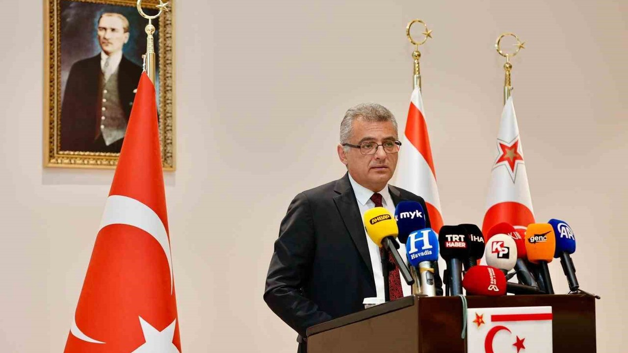 KKTC Cumhurbaşkanı Erhürman, Kıbrıs’ta çözüm atmosferi için 10 maddelik öneri sundu
