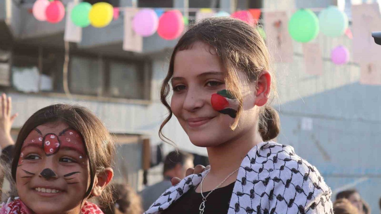 Gazze’de Çocuk Sinema Festivali düzenlendi
