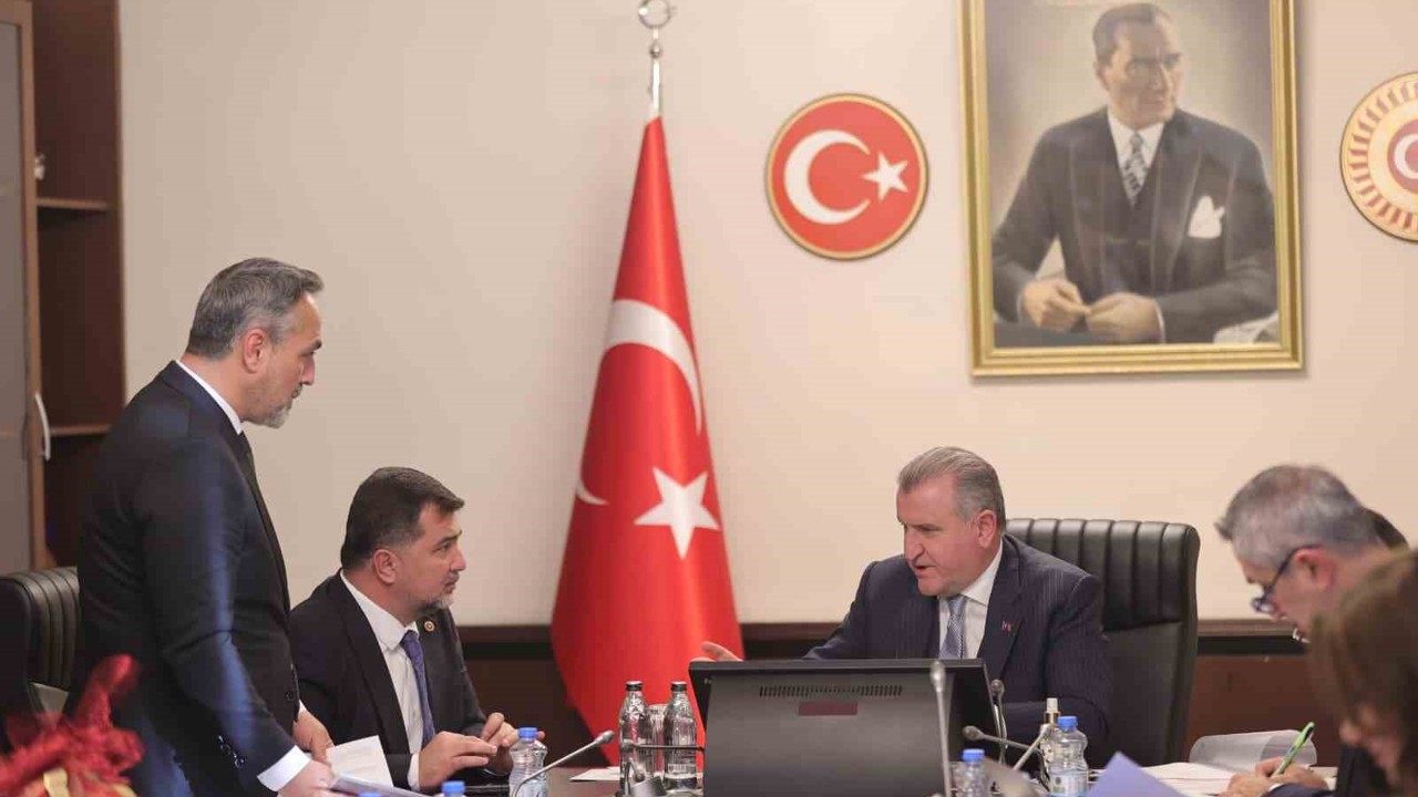 Düzce’ye spor yatırımı müjdesi
