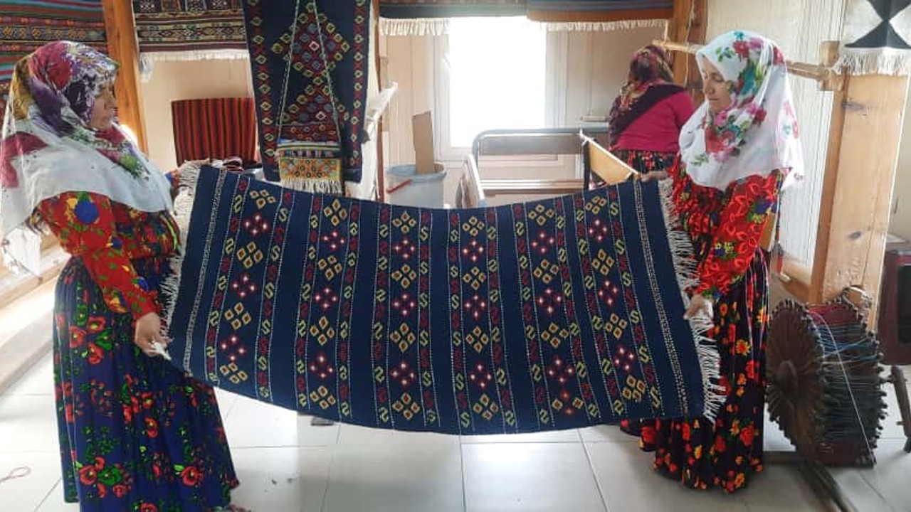 Asırlık kilim geleneğinde genç ustalar yetişiyor
