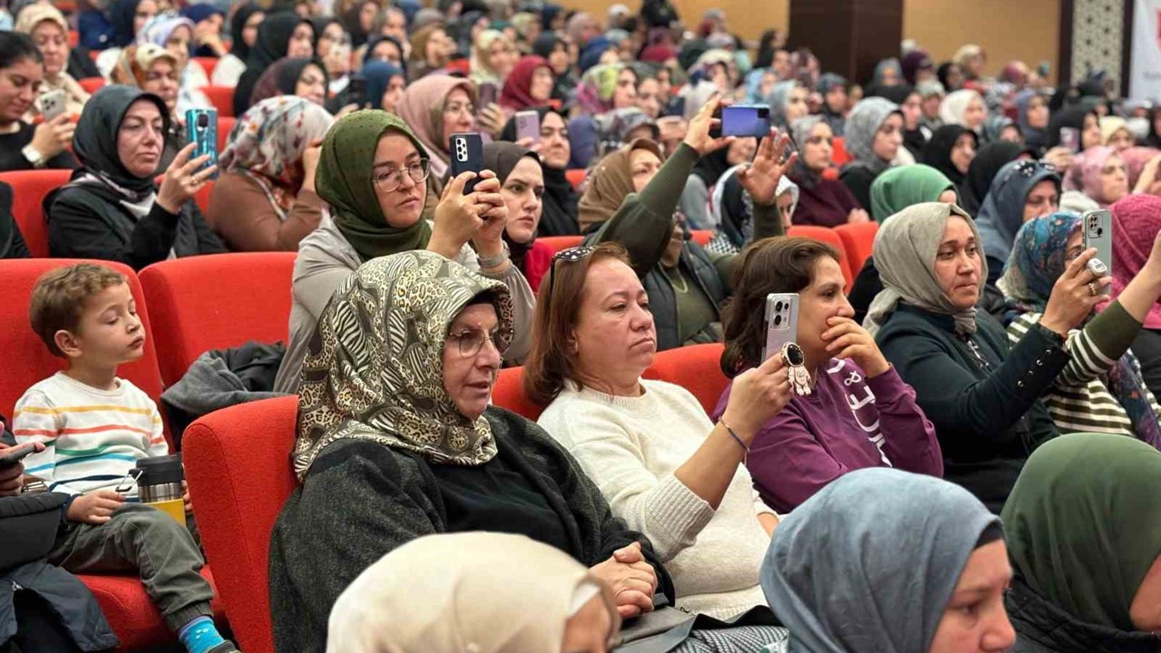 Sincan Belediyesi’nden kadınlara özel ‘Kadın Kadına Aile Sohbetleri’ programı
