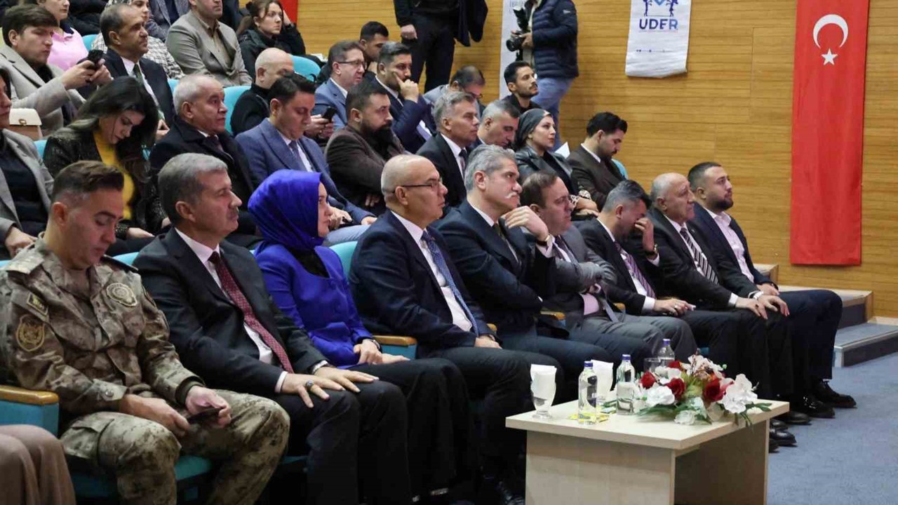 UDER’den Dünya Çocuk Hakları Günü Konferansı
