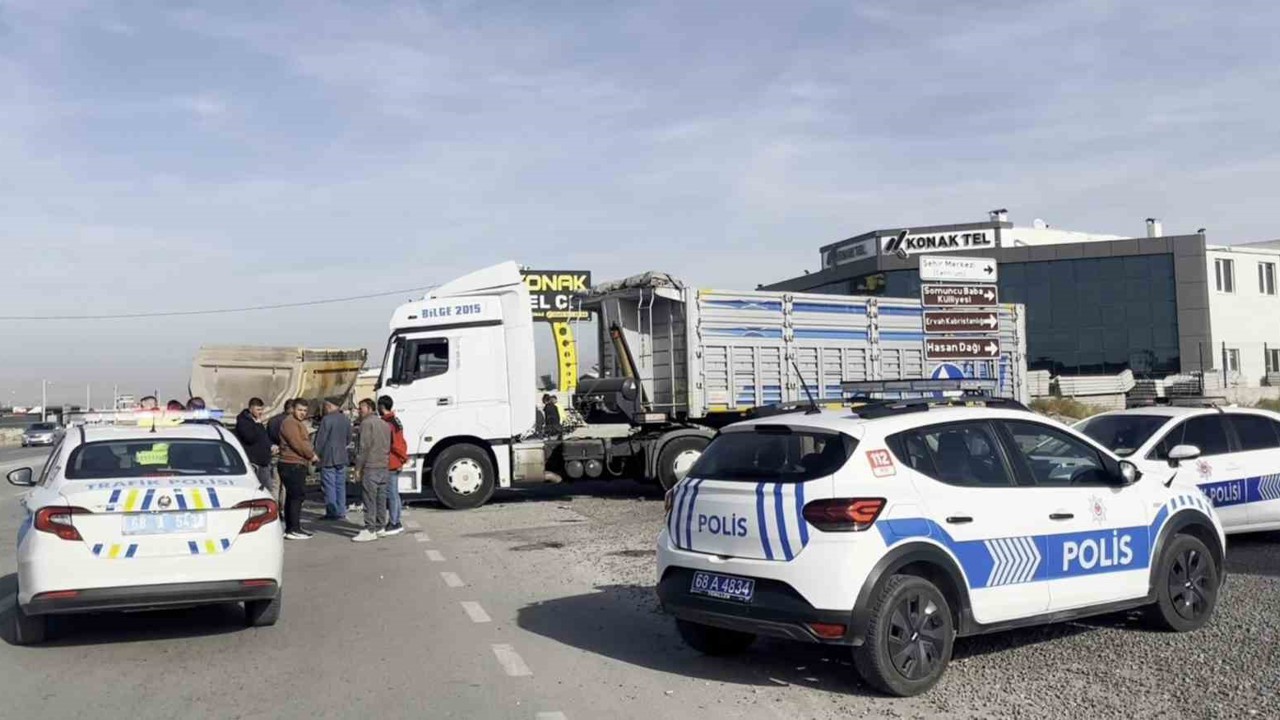 Aksaray’da iki tır çarpıştı: 1 yaralı
