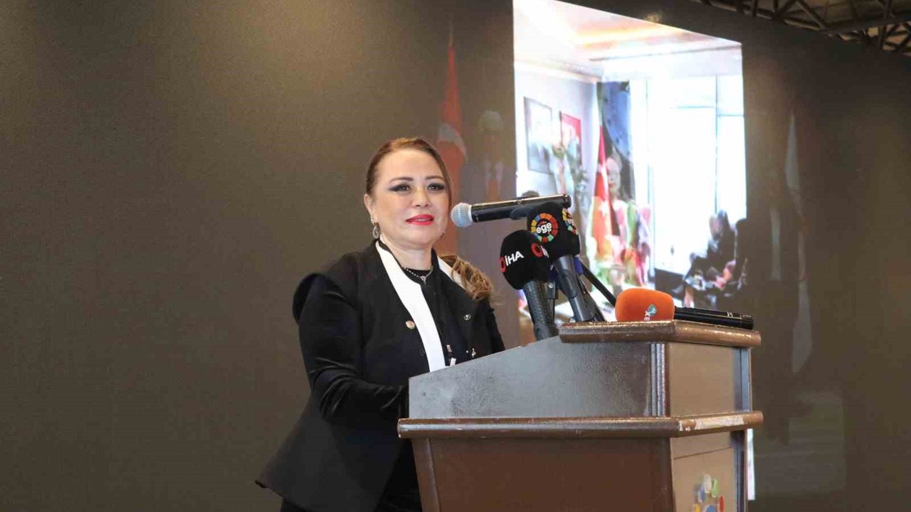 İzmir’de ’Sağlık Diplomasisi ve İnovasyon Zirvesi’
