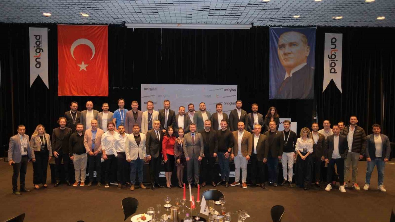 ANTGİAD’dan "başarı ve batış hikayesi" üzerine özel söyleşi
