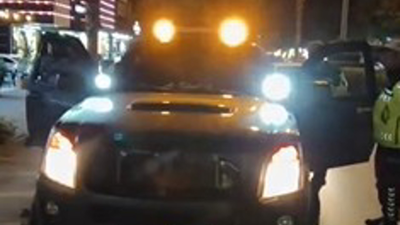 Alanya’da çakarlı araca 276 bin TL ceza
