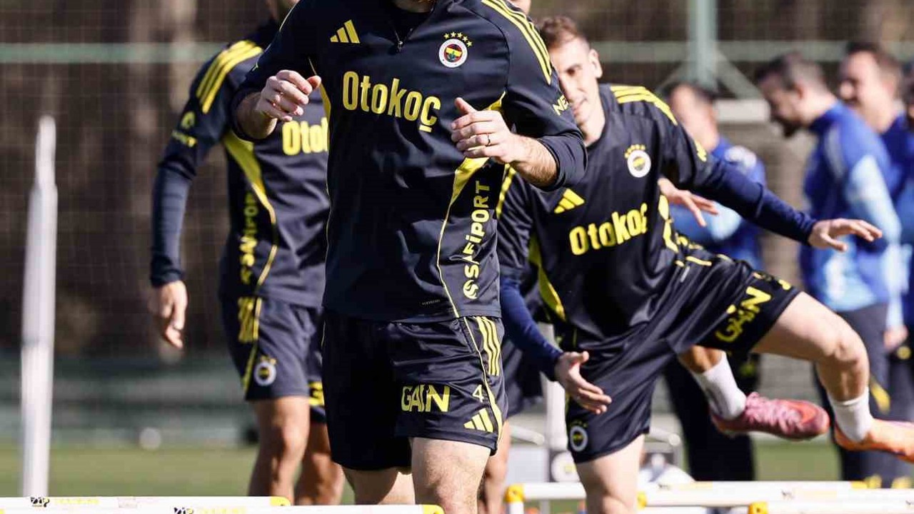 Fenerbahçe, Çaykur Rizespor maçı hazırlıklarını sürdürdü

