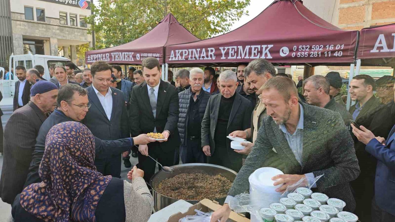 Sındırgı’da deprem sonrası toplumsal dayanışma
