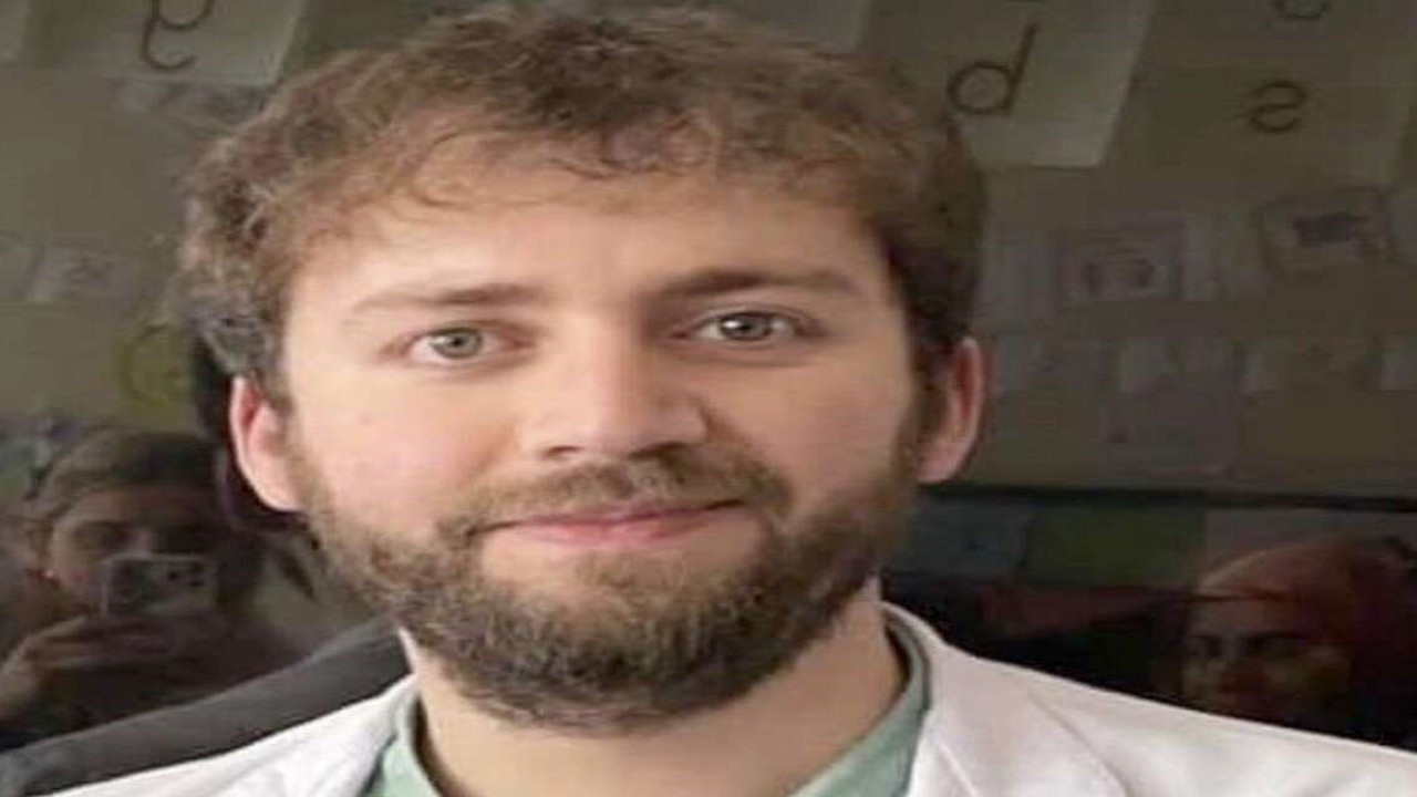 Hakkarili genç öğretmen toprağa verildi
