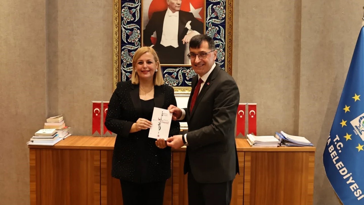 Kütahya Belediye Başkanı Kahveci: "Şehrimizin kültürel birikimine katkı sunan her çalışmanın yanındayız"
