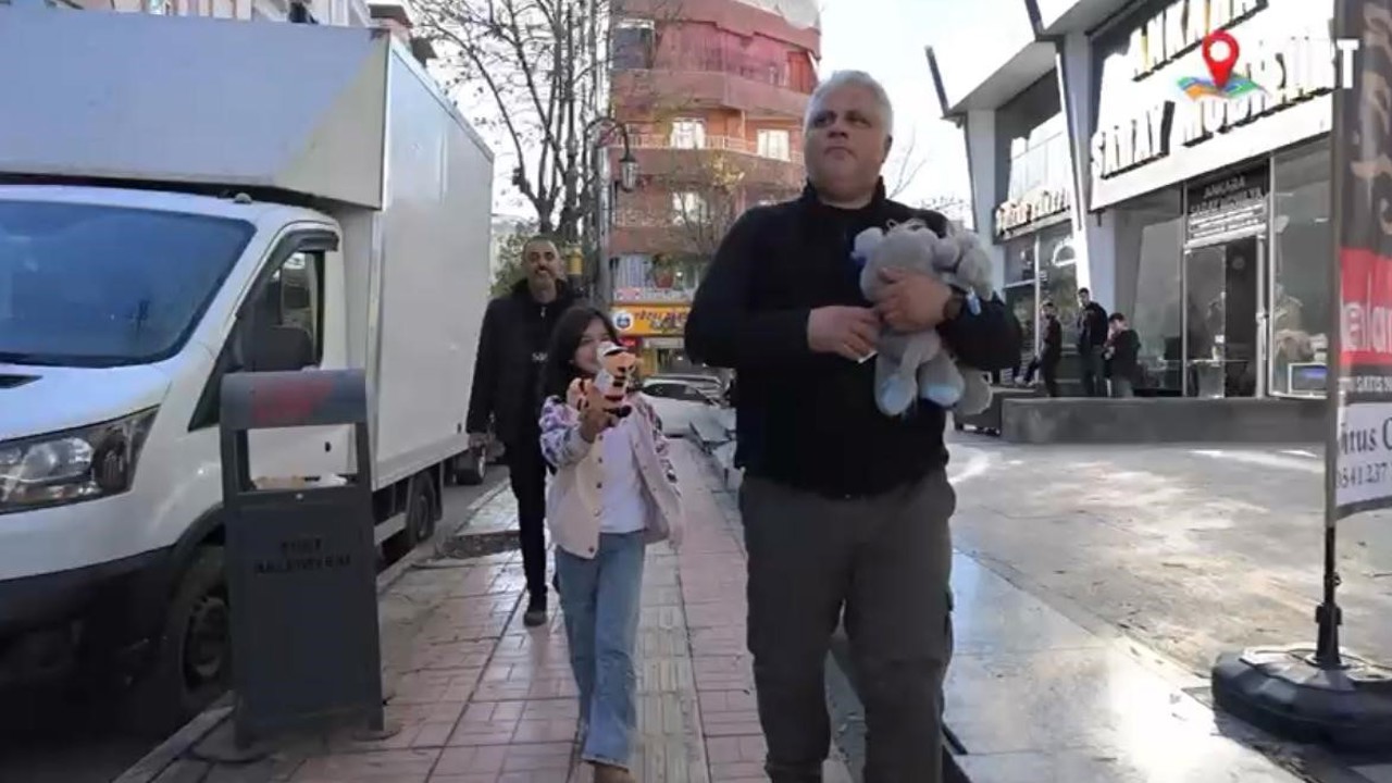 Siirt’te polislerin çocuklara sosyal deney çalışmasında renkli görüntüler ortaya çıktı
