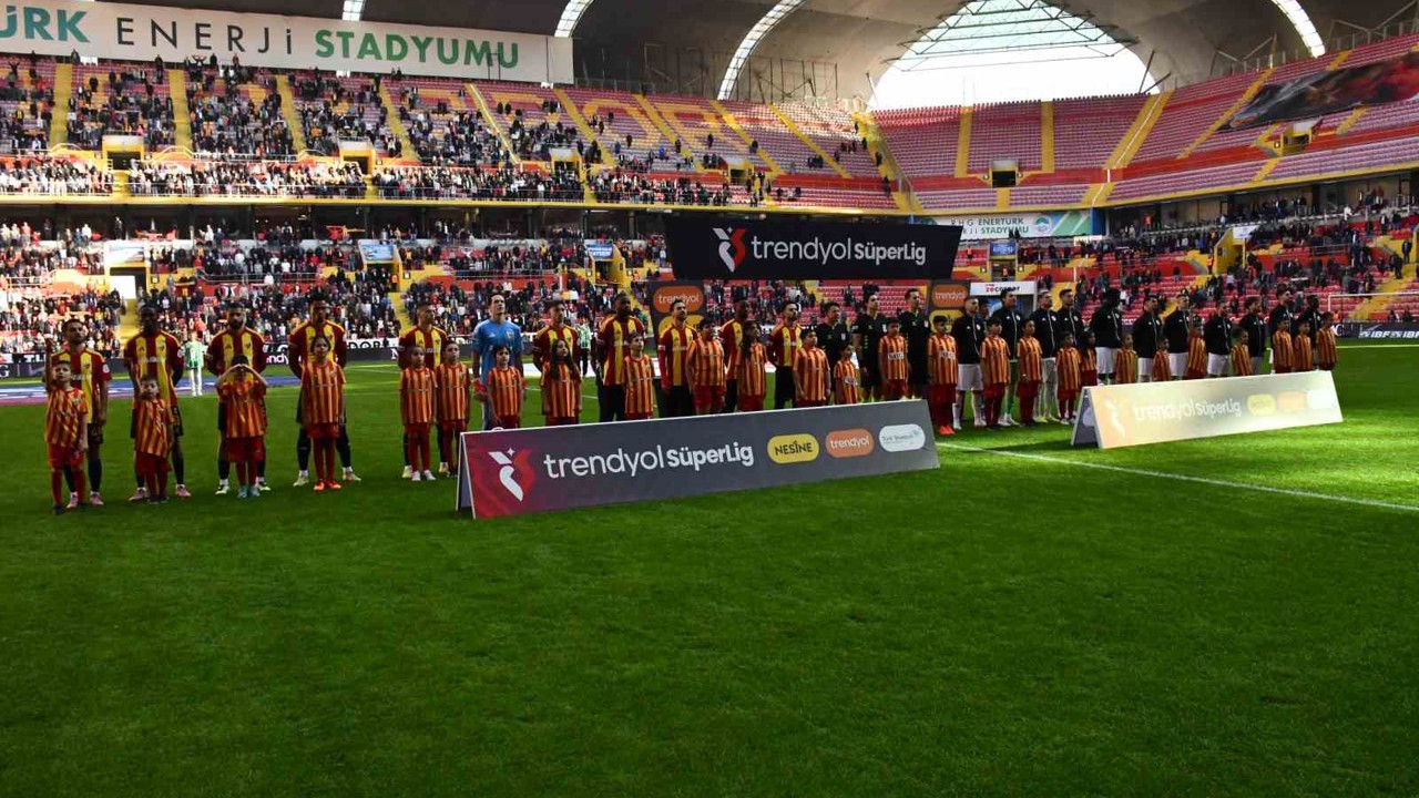 Trendyol Süper Lig: Kayserispor: 0 - Gaziantep FK: 0 (Maç devam ediyor)

