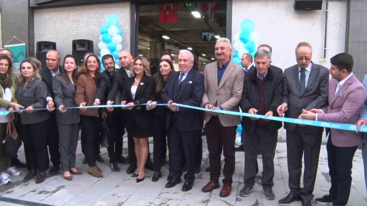 Balat Mahallesi modern pazar alanına kavuştu
