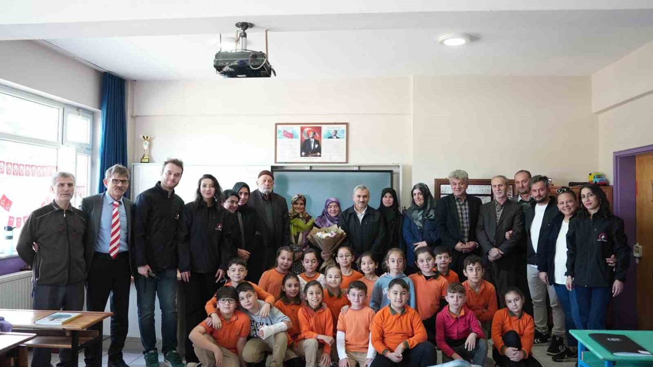 Öğretmenler Günü’nde Düzce Belediyesi’nden anlamlı kutlama
