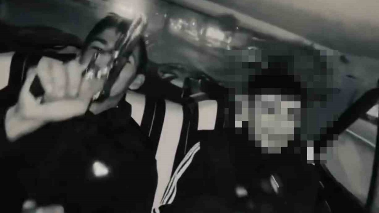 Sosyal medyada gençlerin silahlı paylaşımı tepki çekti
