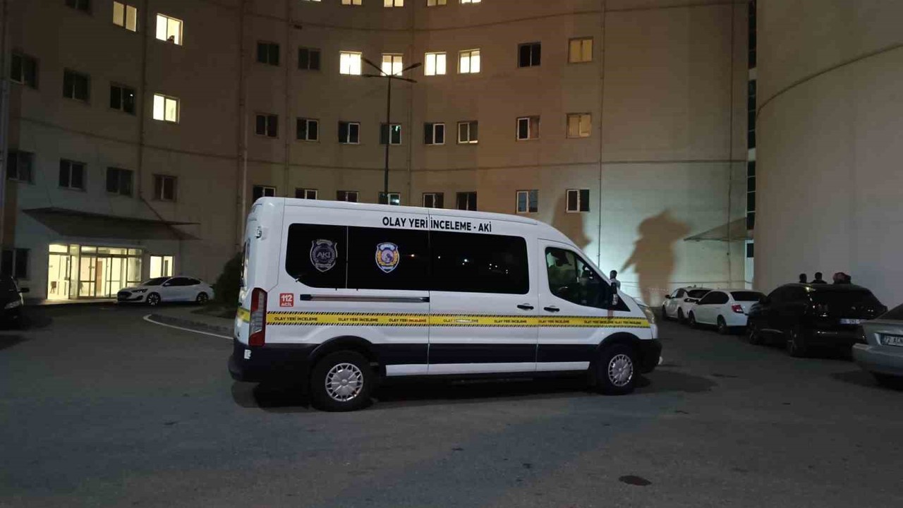 Batman’da hastanenin 5. katından atlayan şahıs hayatını kaybetti
