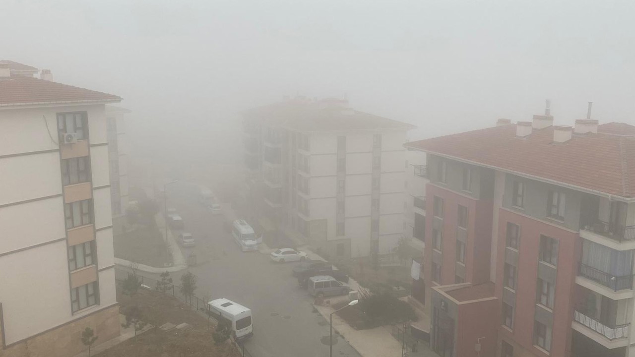 Elazığ’ın yüksek kesimlerde sis etkili oldu
