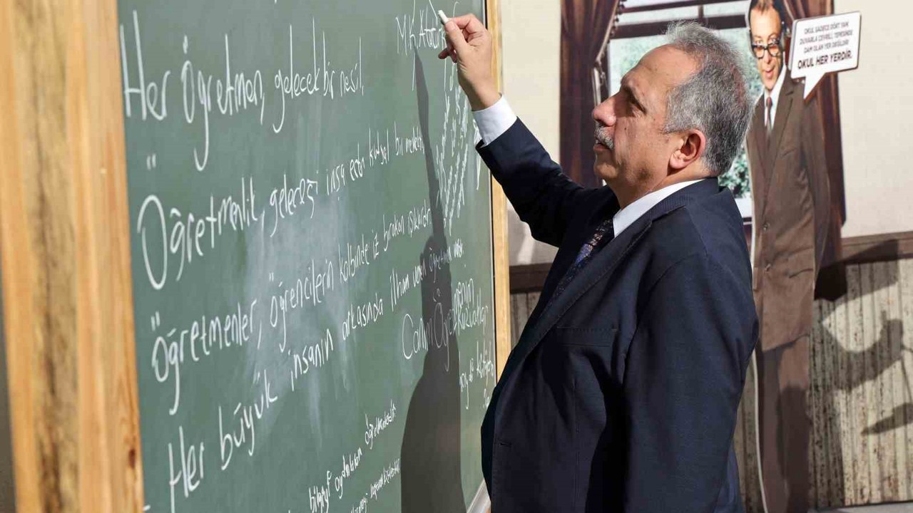 Başkan Yalçın’dan Öğretmenler Günü mesajı
