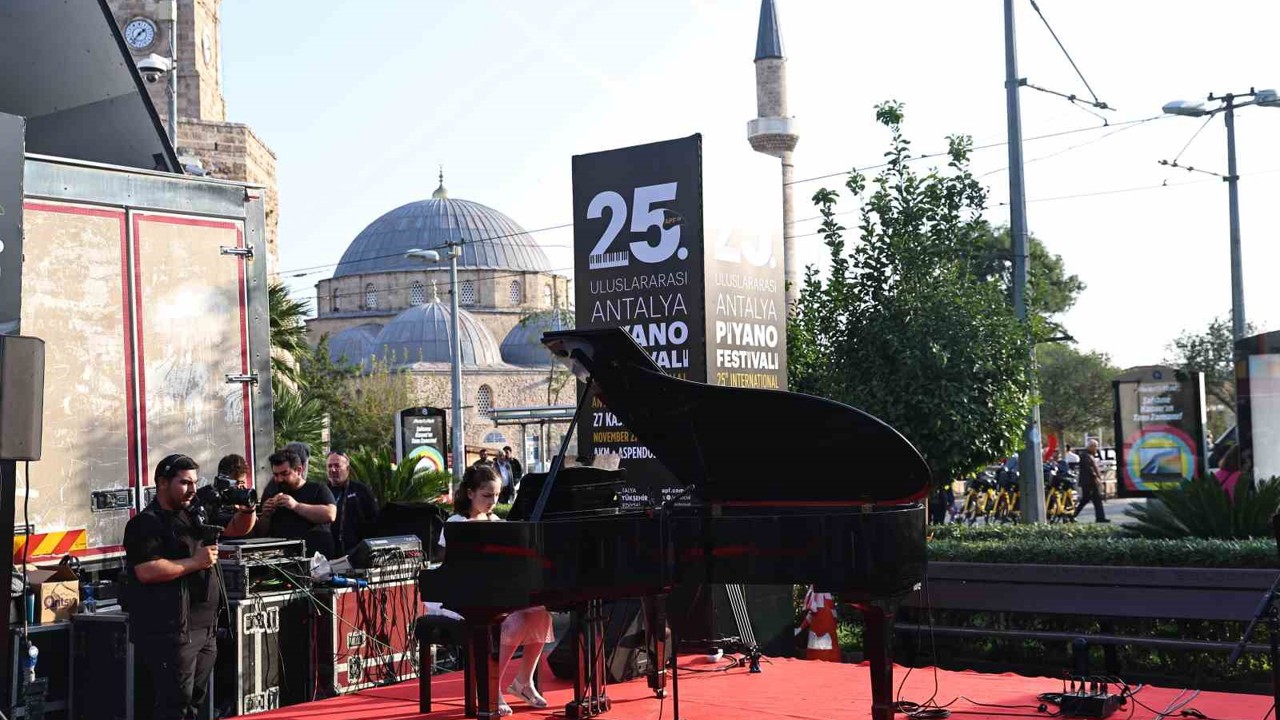 25. Uluslararası Antalya Piyano Festivali başladı
