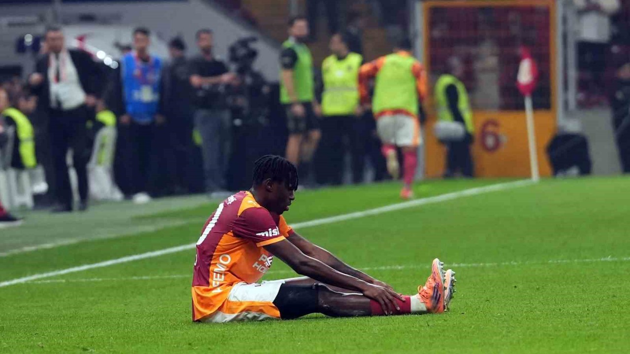 Wilfried Singo’nun sol arka adalesinde zorlanma tespit edildi
