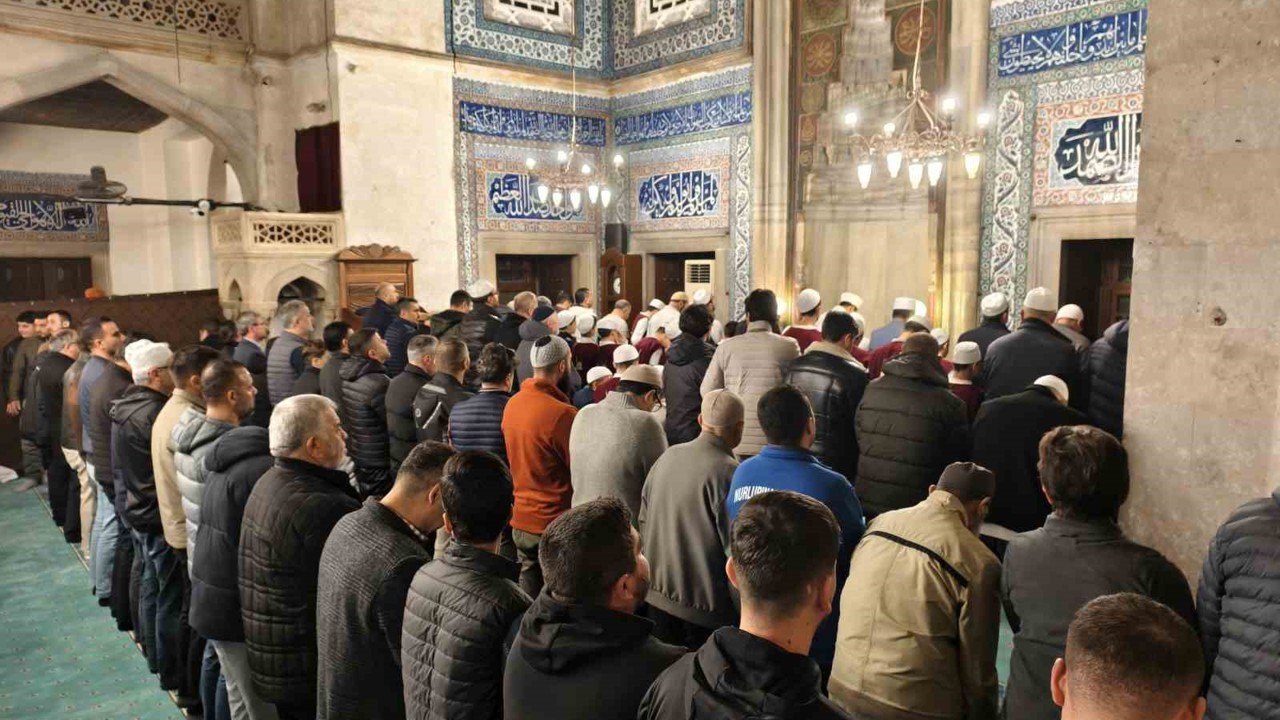 Mimar Sinan’ın eserinde sabah namazı coşkusu
