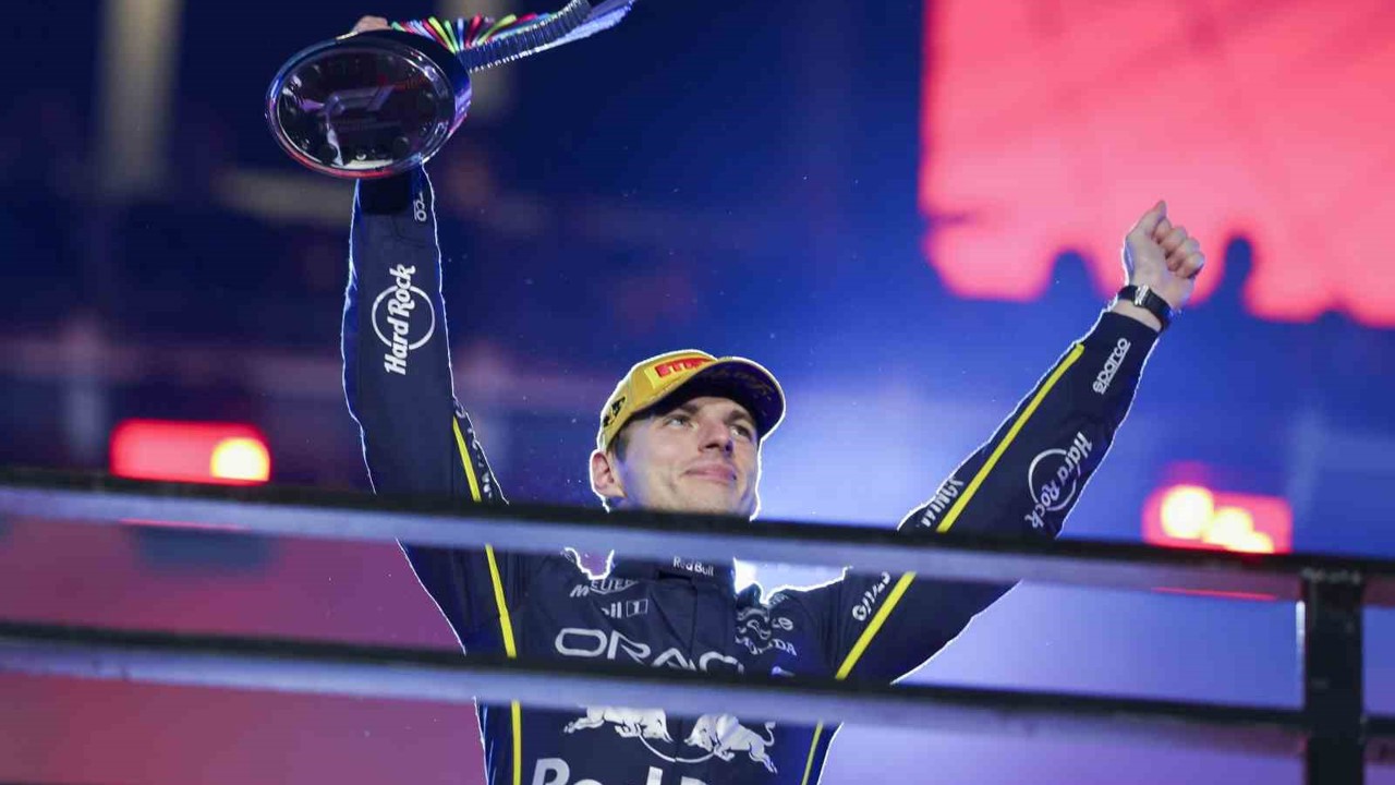 Las Vegas Grand Prix’sini Max Verstappen kazandı
