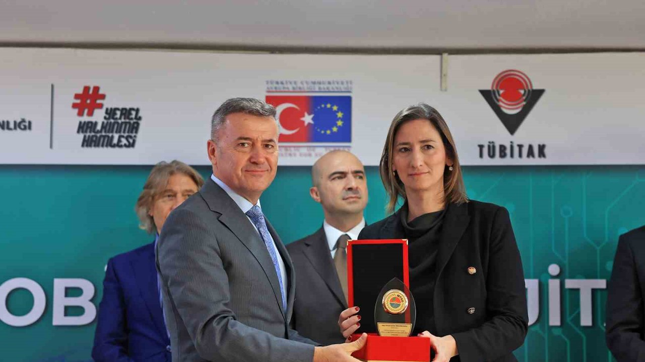 Mersin’de KOBİ’ler için dijitalleşme fırsatları tanıtıldı
