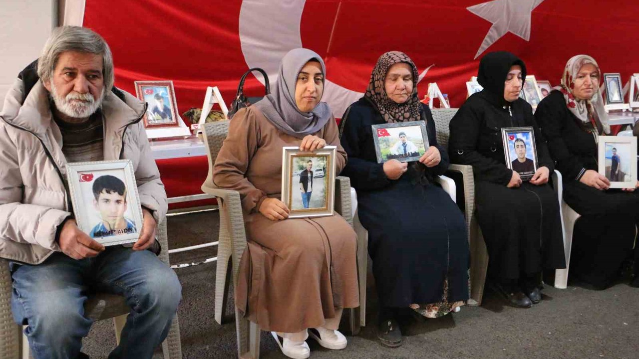 Diyarbakır annelerinden CHP’ye çağrı
