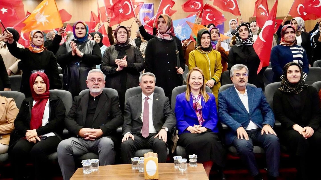 Alkayış"tan muhalefete partisinin kadın kolları üzerinden gönderme
