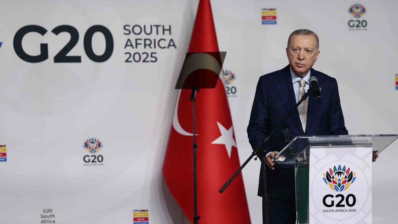 Cumhurbaşkanı Erdoğan: "Barış için her yere koşturacağız"
