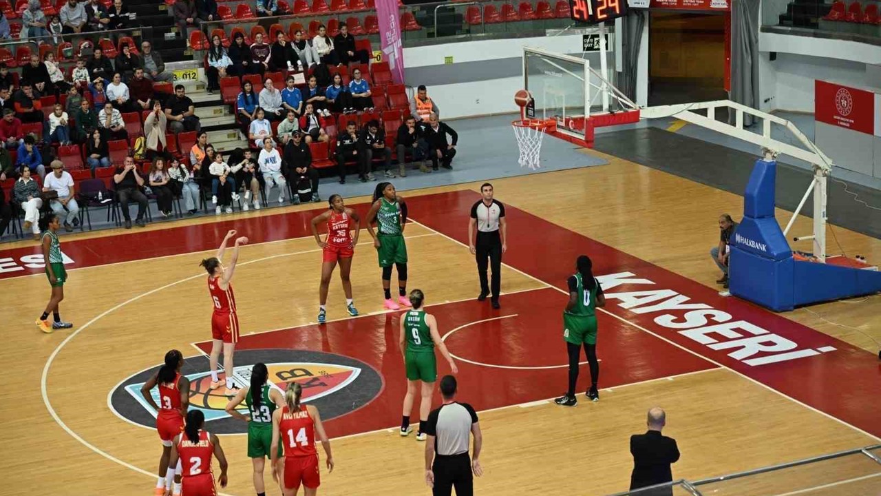 Melikgazi Kayseri Basketbol evinde mağlup
