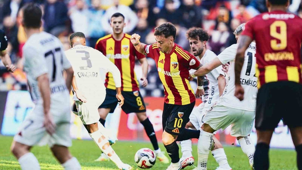 Kayserispor 1 basamak geriledi
