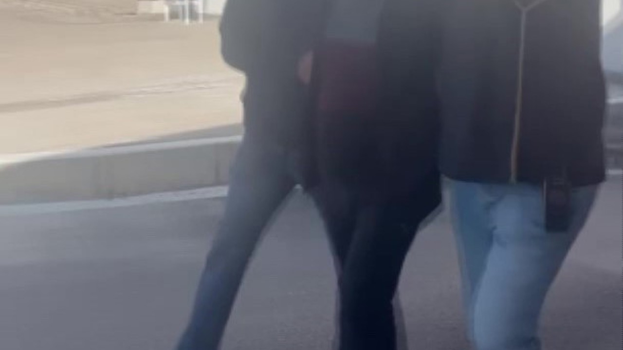 Adana’da FETÖ firarisi öğretmen yakalandı:  Özel harekât polislerinden sorumluymuş
