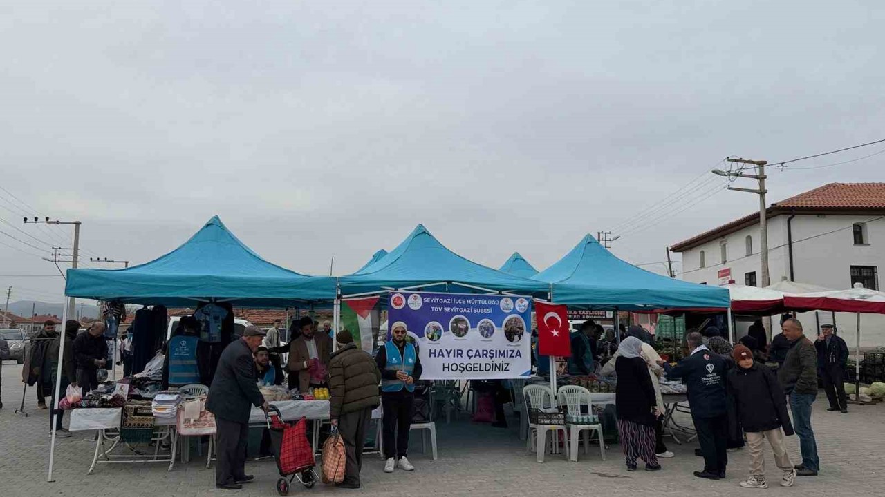Kırka’da geliri Gazze’ye ulaştırmak amacı ile hayır çarşısı açıldı
