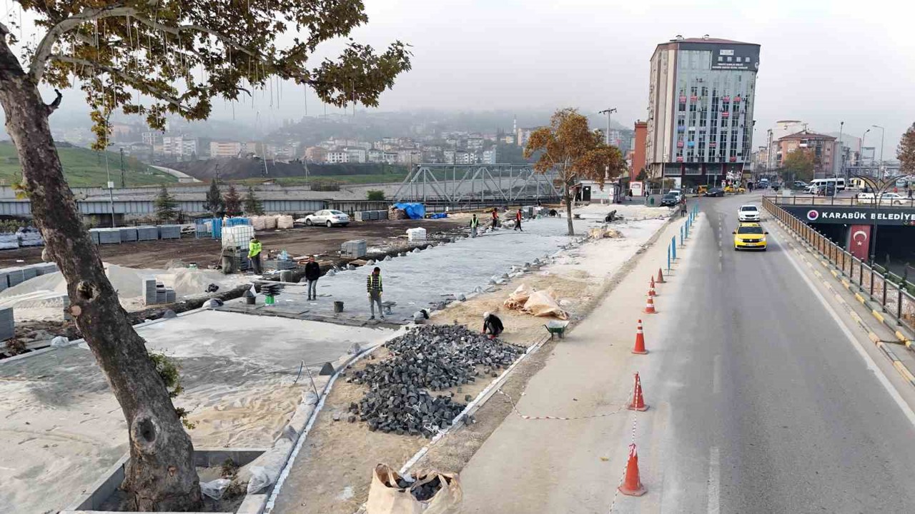 Karabük’te kapalı ve klimalı duraklar için çalışmalar sürüyor
