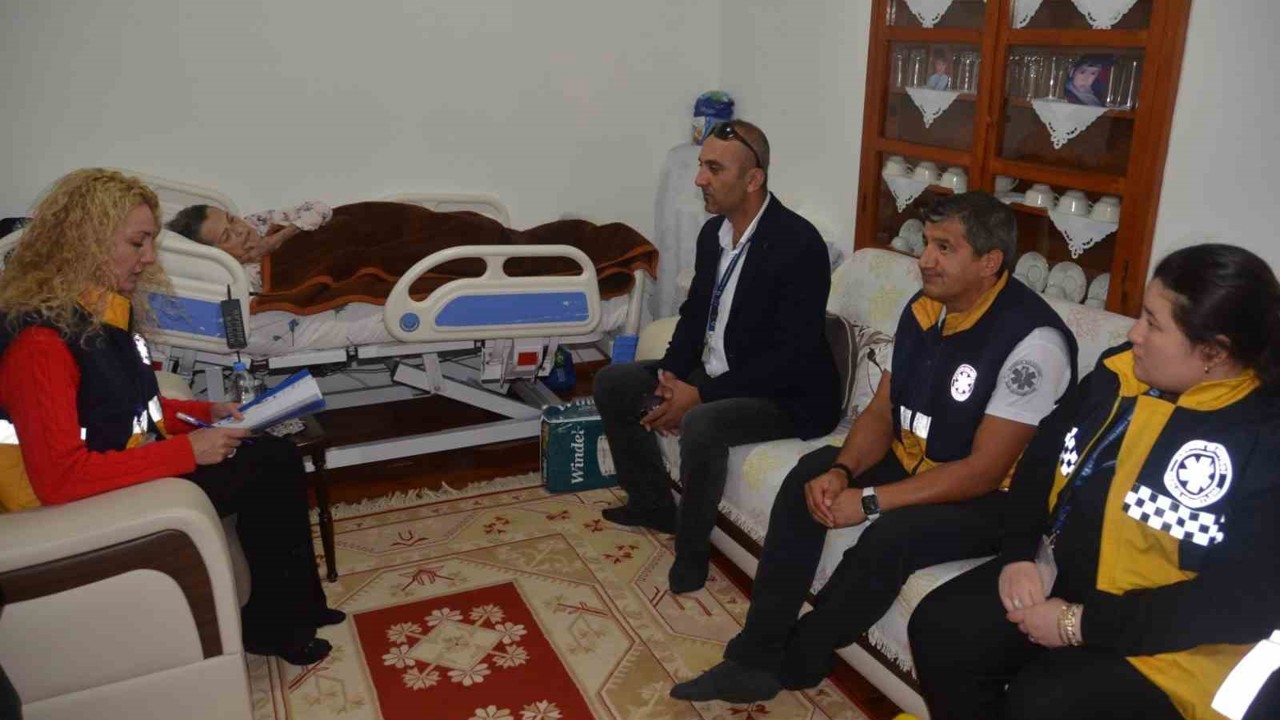 Bodrum Belediyesi hastalara moral oluyor

