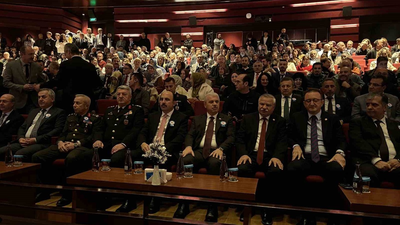 Konya’da Öğretmenler Günü çeşitli etkinliklerle kutlandı
