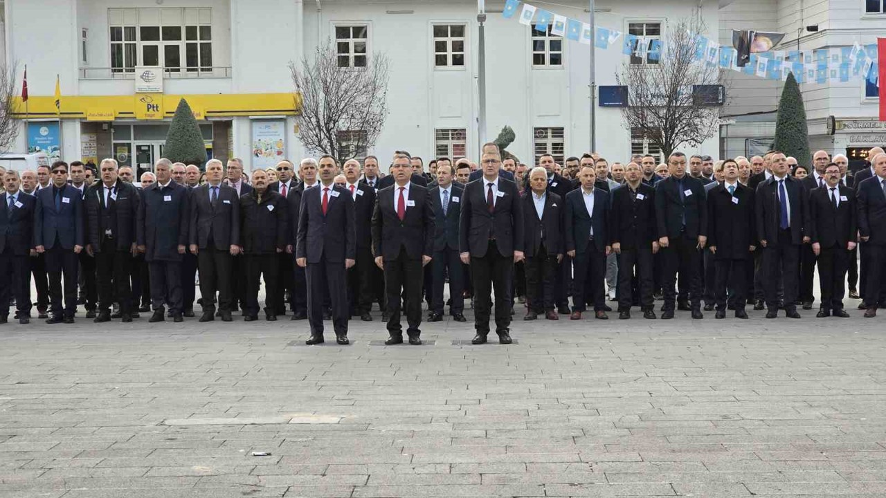 Öğretmenler Günü programında her yaştan meslektaş bir araya geldi

