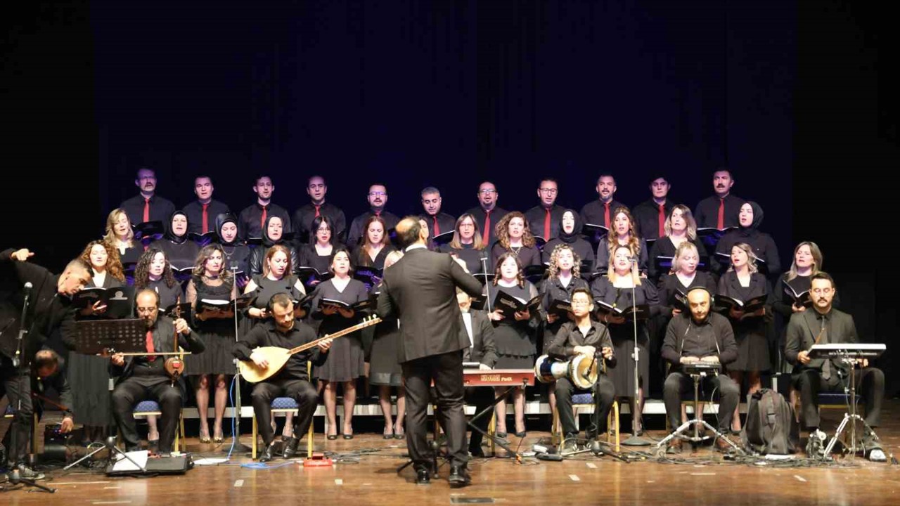 Öğretmenler Günü’nde ’Hizmet Şeref Madalyaları’ sahiplerini buldu
