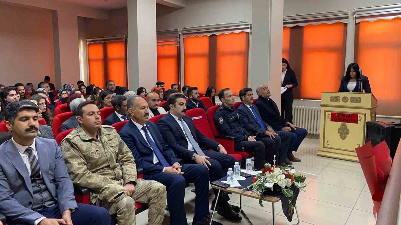 Arpaçay’da 24 Kasım Öğretmenler Günü kutlandı
