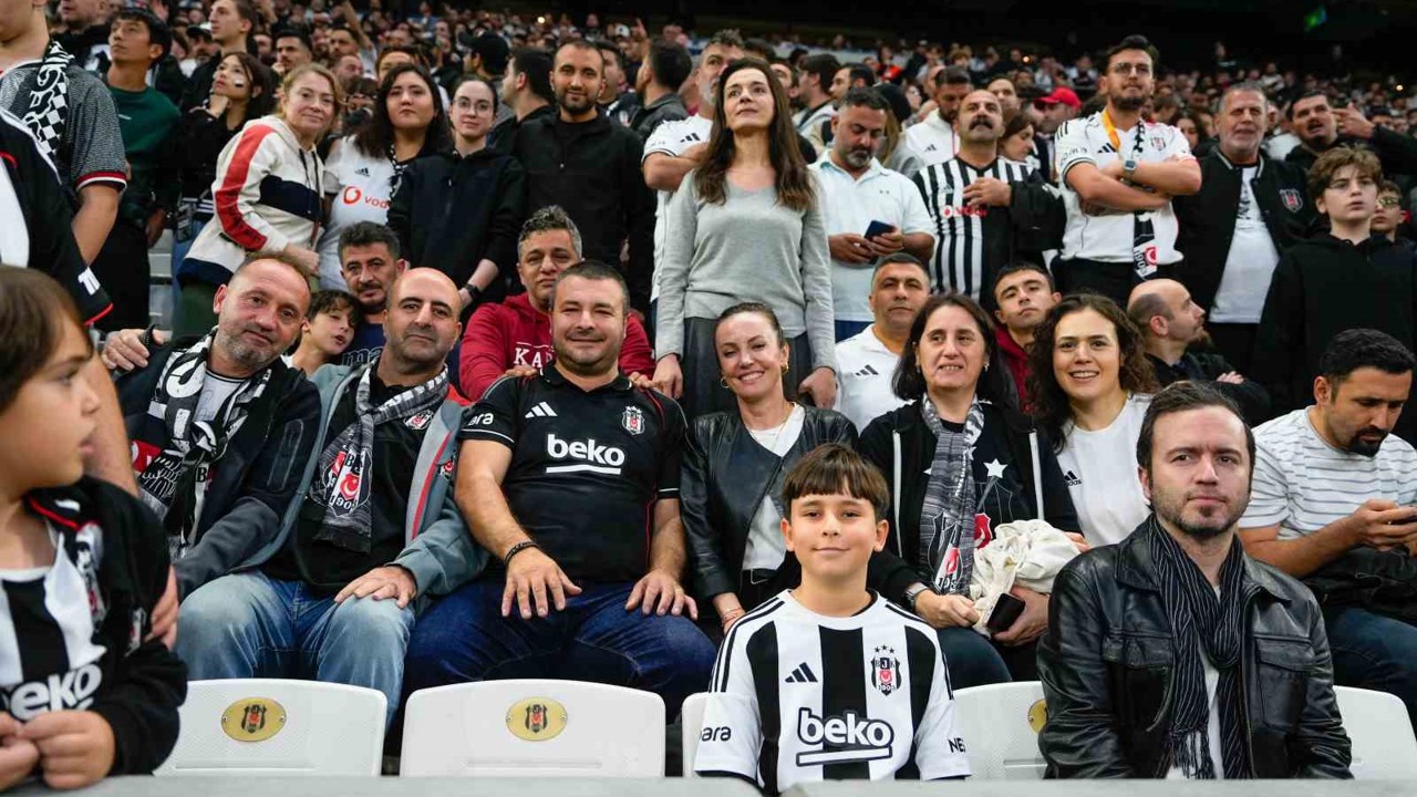 Öğretmenler, Tüpraş Stadyumu’nda ağırlandı
