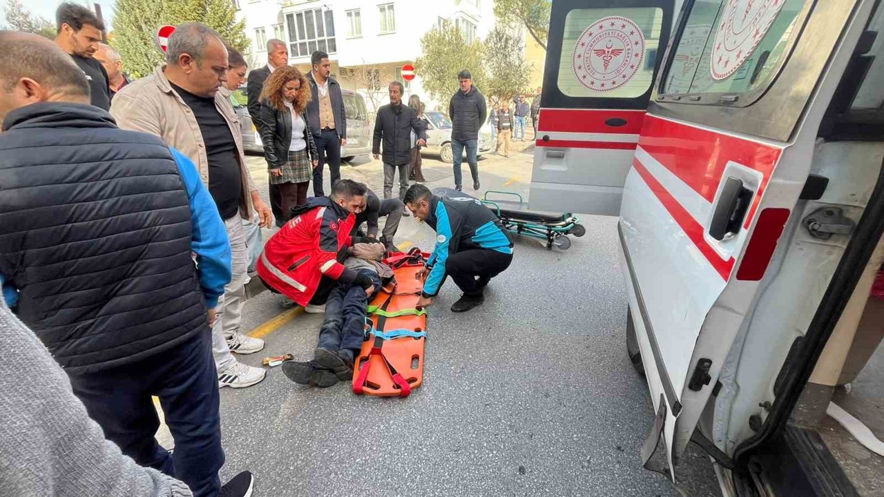 Menteşe’de otomobil yaşlı adama çarpıp kaçtı
