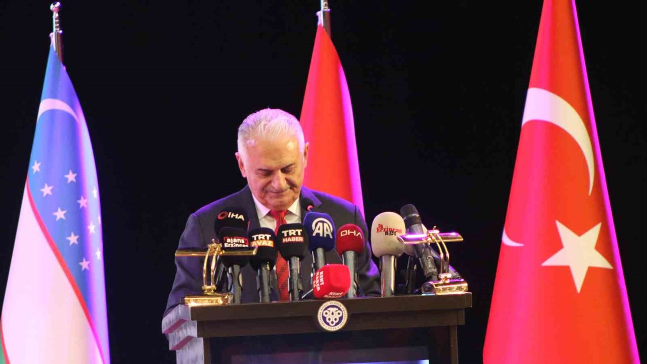 Binali Yıldırım: "Nüfus yenilenme hızı tehlike sınırının altında"
