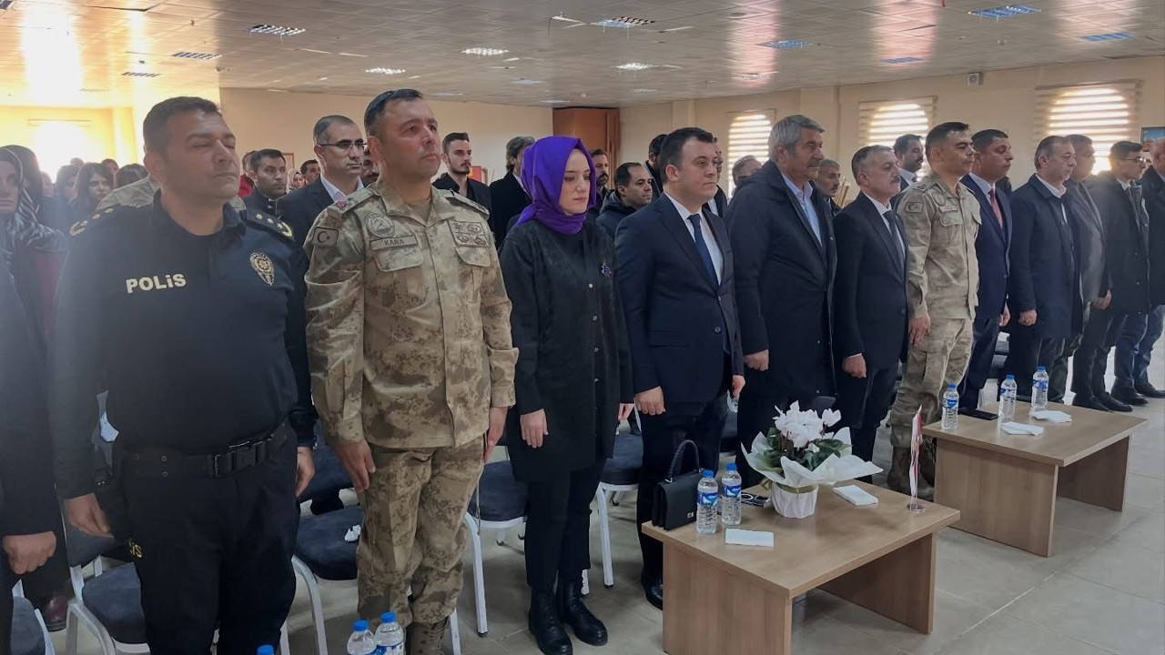 Patnos’ta Öğretmenler Günü kutlandı
