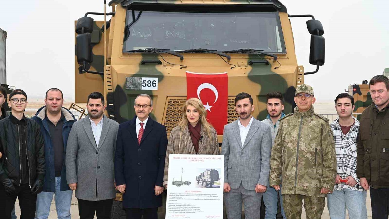 Türkiye’de bir ilk, Tulga kışlası halkına açıldı
