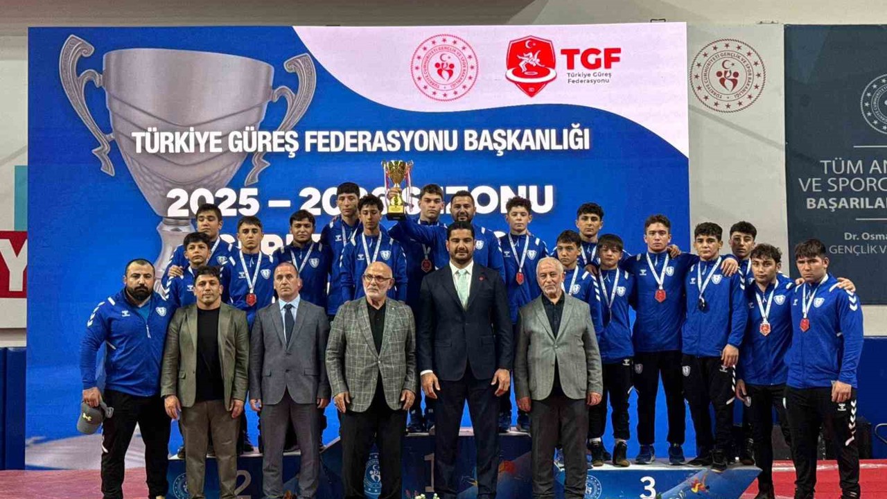 Serbest Güreş Yıldızlar Ligi müsabakaları Ankara’da tamamlandı
