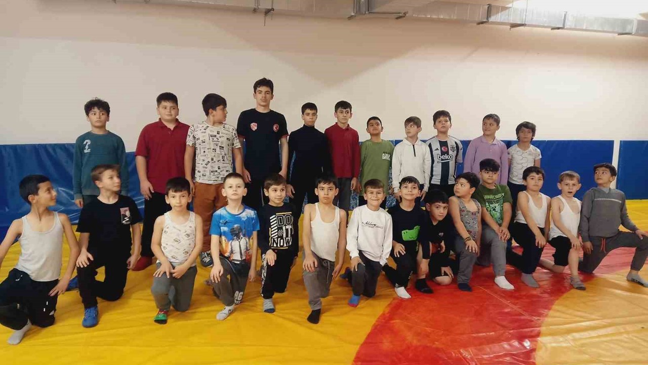 Bilecik’te güreş ve wushu eğitimi sürüyor

