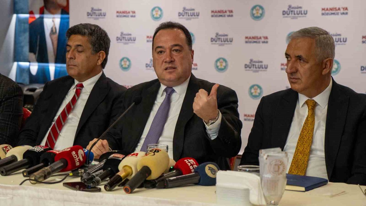 Başkan Dutlulu: "2000 yılından önce yapılmış evlerin hepsi riskli evler"

