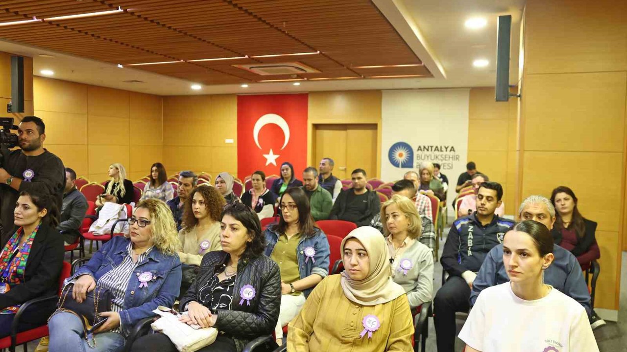Büyükşehir’den kadına yönelik şiddete karşı eğitim düzenlendi
